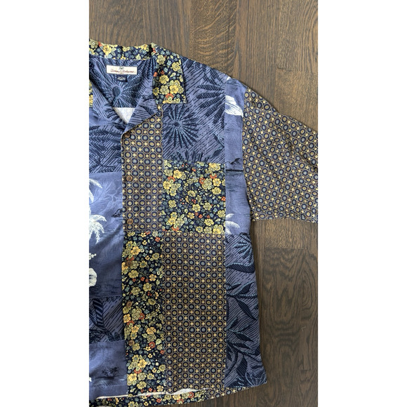 Tommy Bahama Patchwork in Paradise Short Sleeve Silk Button-Up Shirt sz L - Picture 3 of 3